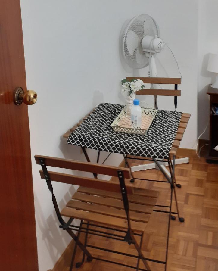 Habitación Doble Privada en Figueras Exterior foto